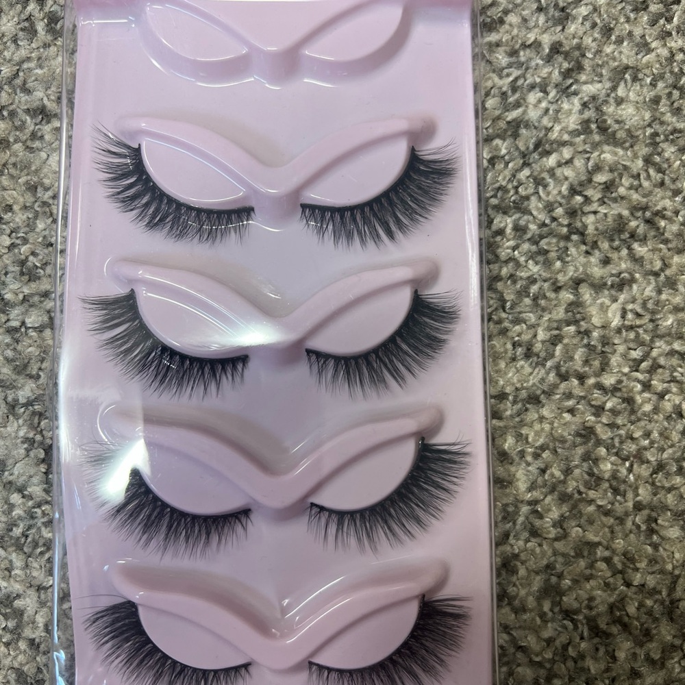 Lash Bundle - Picture 3 of 6